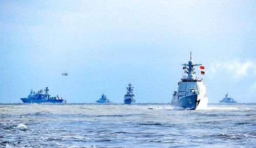 052D艦攜重武駛入公海，英艦長震驚后撤